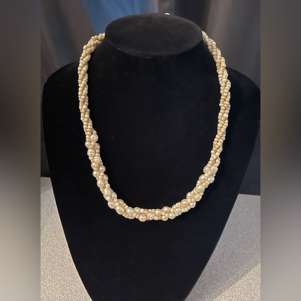 Vintage Freshwater Pearl & Beaded Necklace